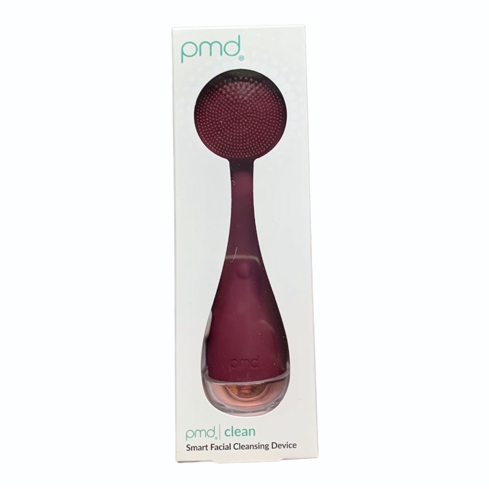 NWT PMD Clean - Smart Facial Cleansing Device With Silicone Brush - Berry